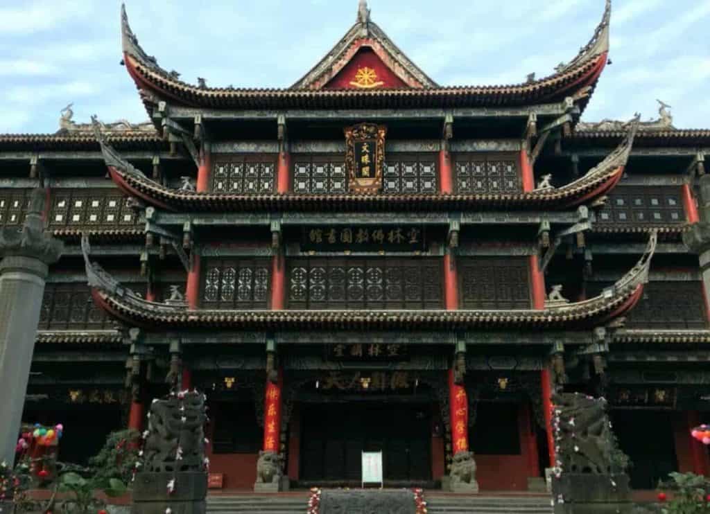 tourist attractions in chengdu china