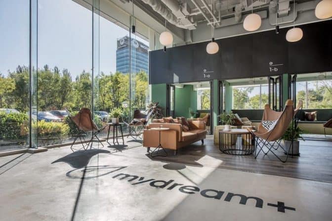 242599 timg 21 672x449