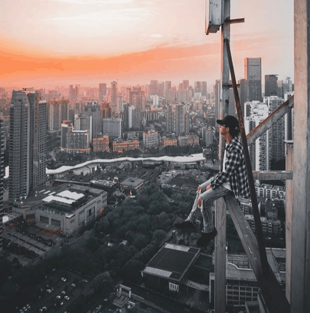 Sunset and skyscrapers  @k.er__