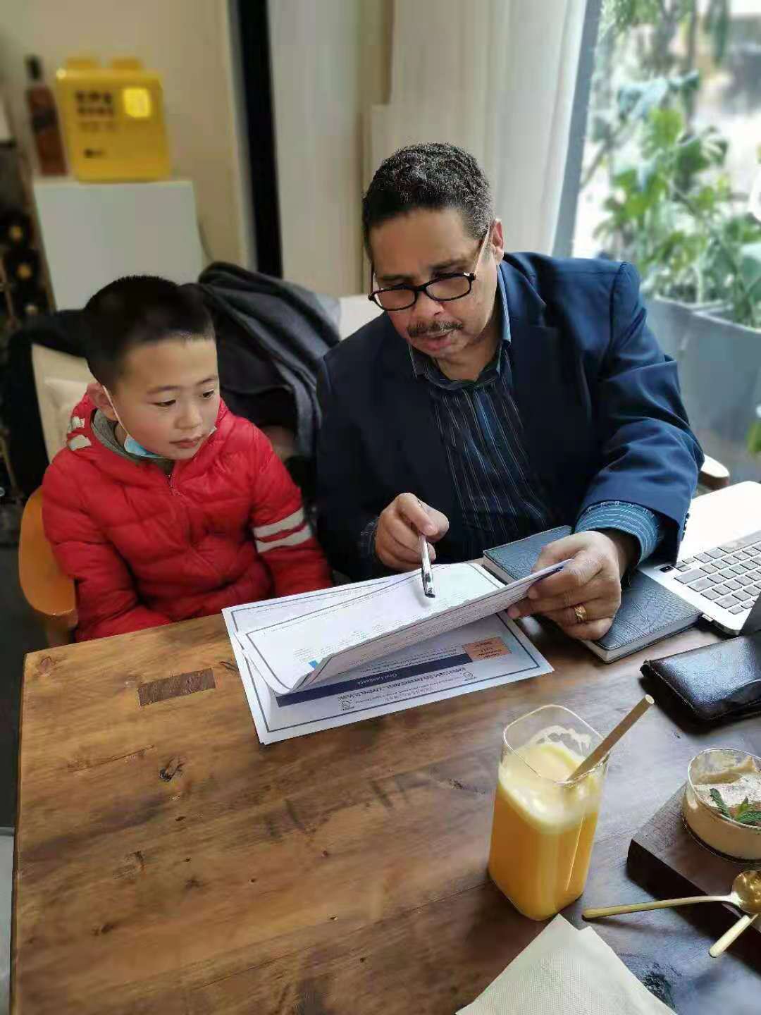 ZHL Consulting workshops chengdu expat.