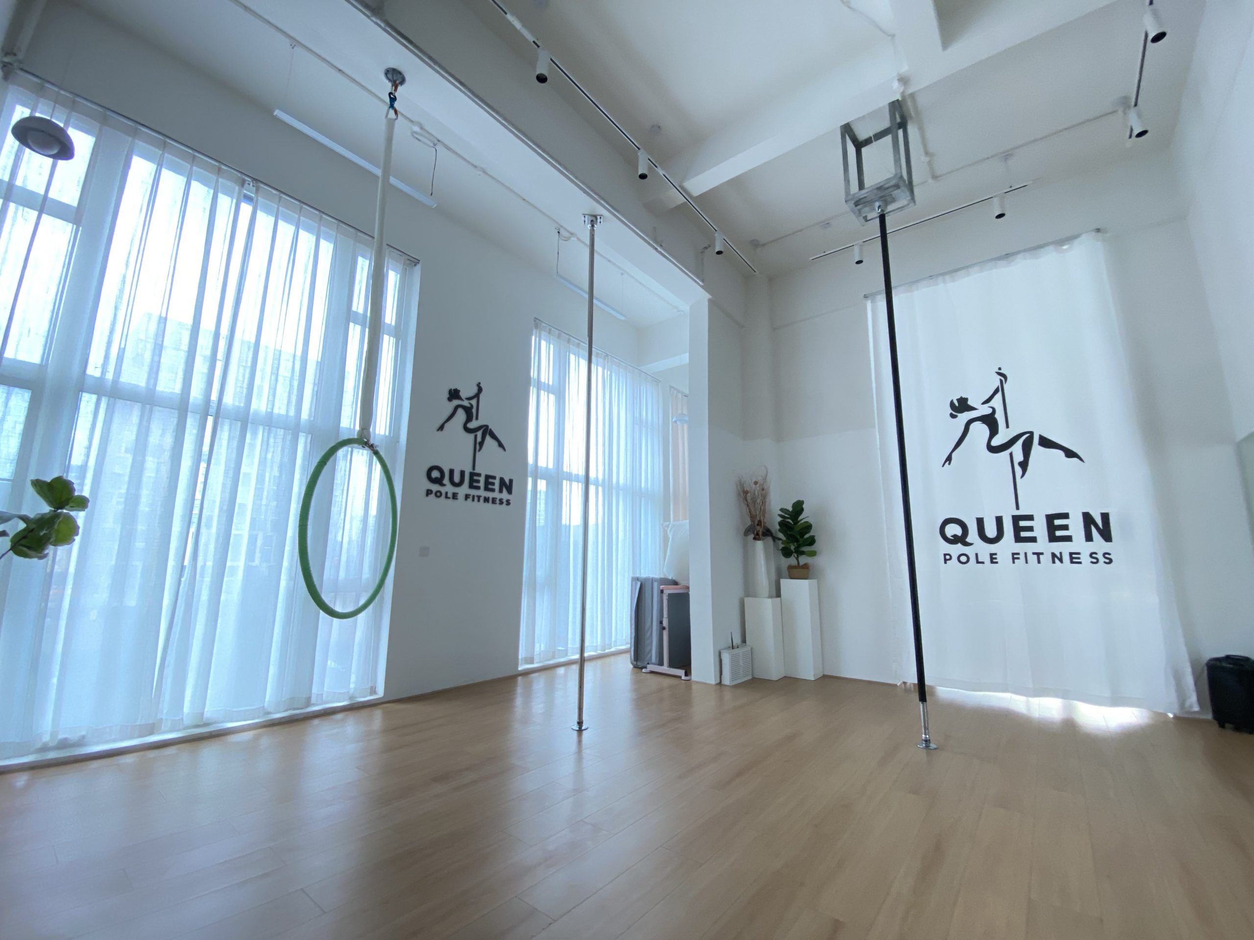 Queen Pole Fitness Studio