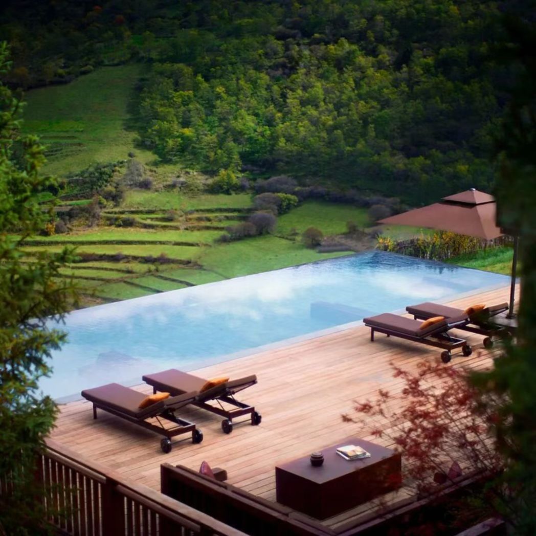 Rissai Valley a Ritz Carlton Reserve hotel pool chengdu chengdu expat